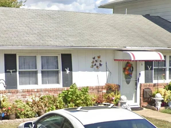 6 Utah Dr, Matawan, NJ 07747