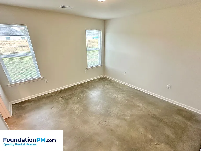 307 Westree St — Photo 10