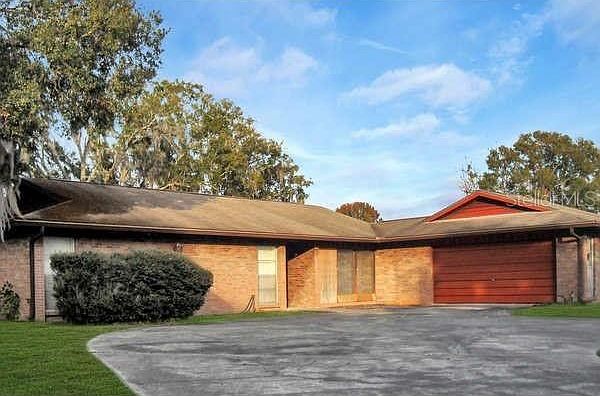 1st image of 3726 E Lake Dr