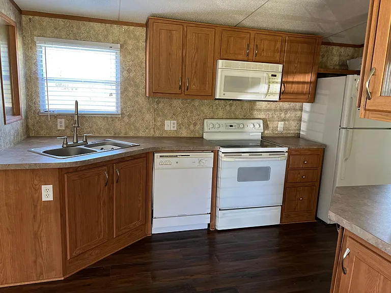 4211 County Road 716 #246 — Photo 2