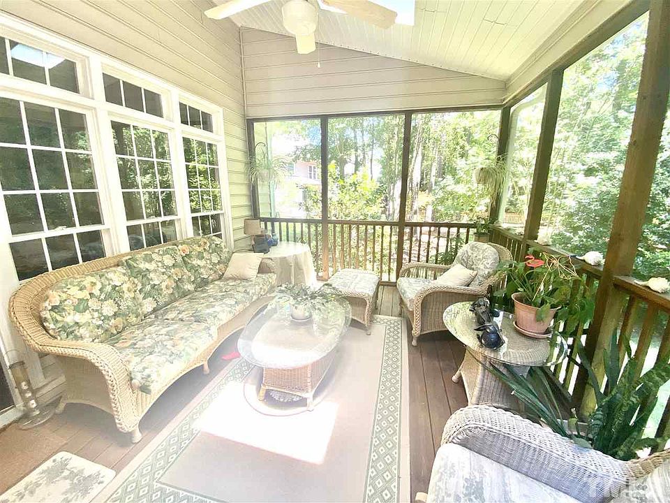 2nd image of 117 Parson Woods Ln