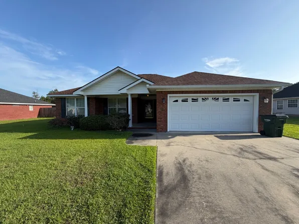 36 Madison Ave NE, Ludowici, GA 31316