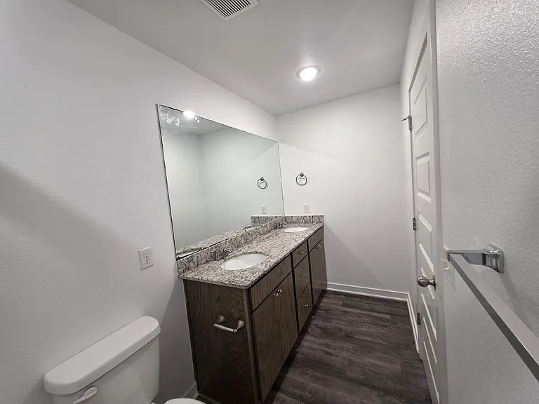 637 Hidden Springs Dr #1 — Photo 7