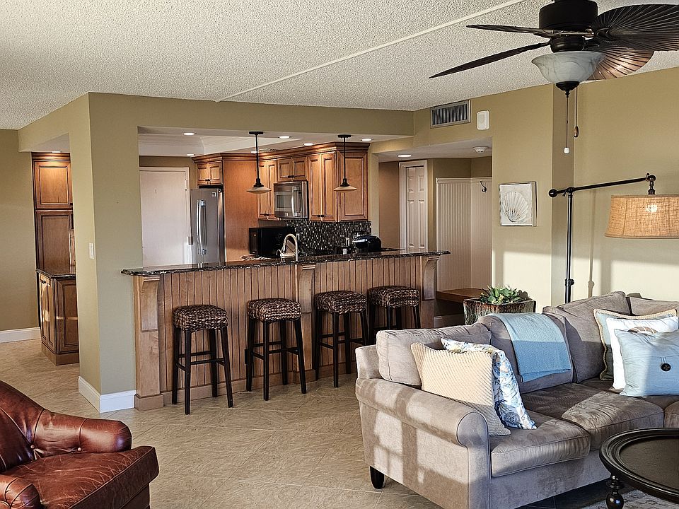 Breakfast bar