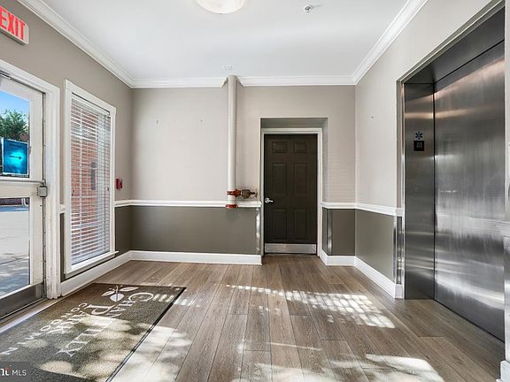 3rd image of 3840 Lightfoot St Unit 444