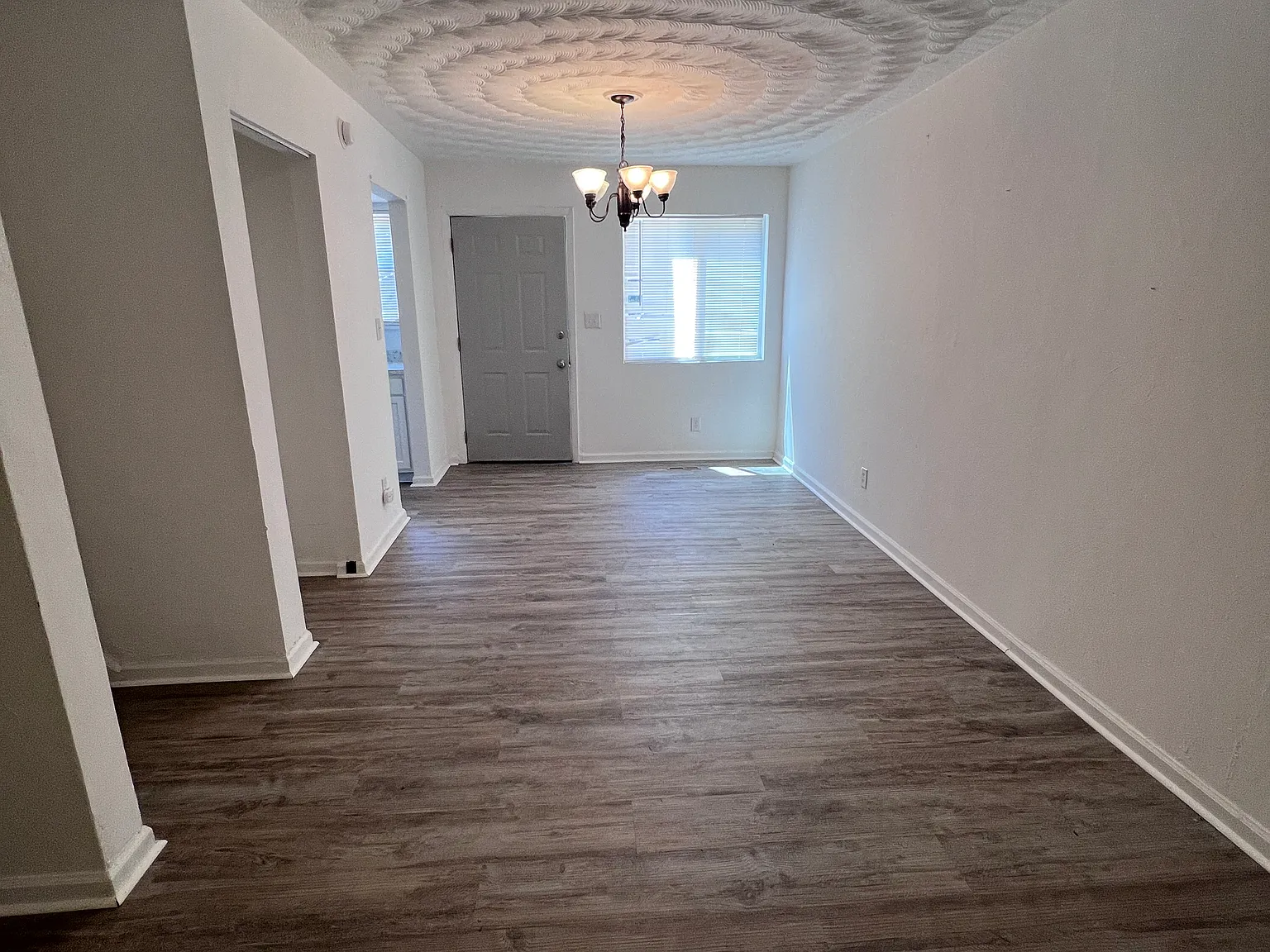 3 bed, 1158 sqft, $1,850 — Photo 4