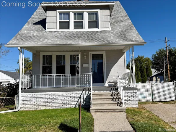 820 White Ave, Lincoln Park, MI 48146