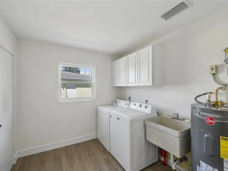 6735 Keystone Dr — Photo 21