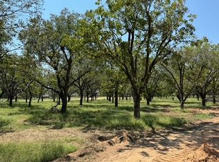 3101 E Landings South Dr, Granbury, TX 76049