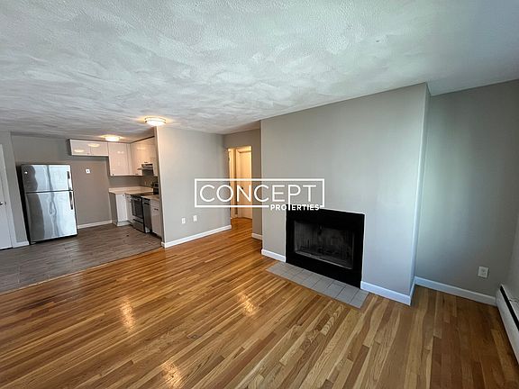 3rd image of 50 Evergreen St APT 37