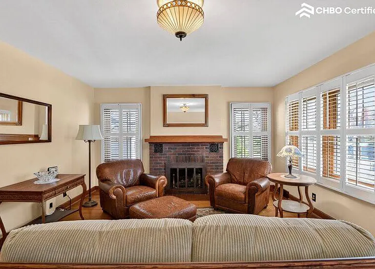 Living room (main floor)