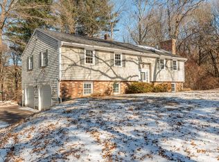 14 Heartbreak Rd, Ipswich, MA 01938