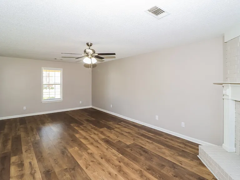 8038 Allbright Cv — Photo 7