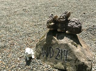 214 Hickory Pl, Gouldsboro, PA 18424