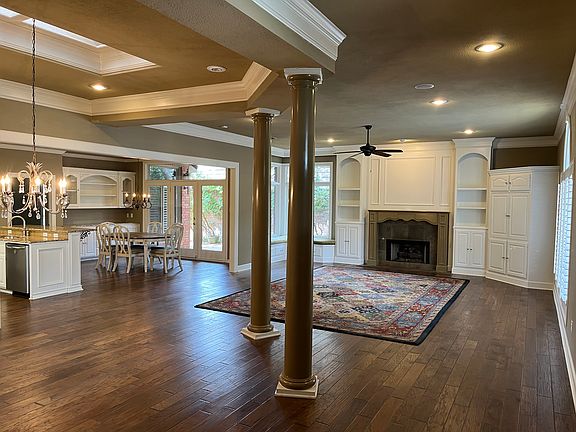 2nd image of 4715 French Quarter Ct