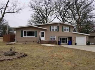 472 Loma St, Waterloo, IA 50701