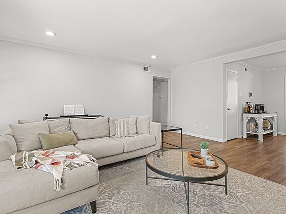 4th image of 7731 Meadow Park Dr APT 219
