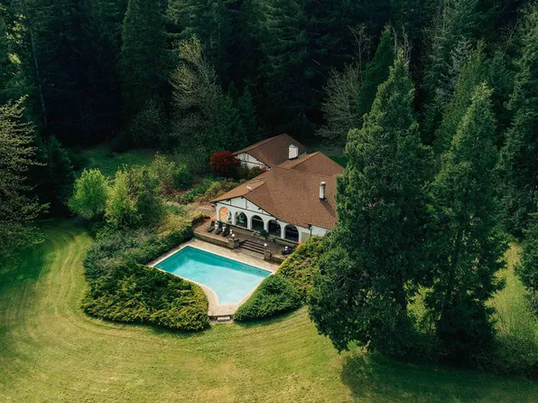 57255 N Bank Rd, McKenzie Bridge, OR 97413