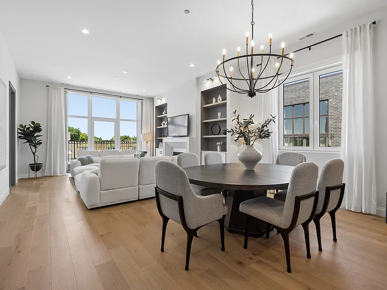 1615 W Irving Park Rd #3N — Photo 8