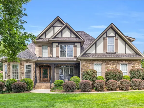 104 Ivy Woods Dr, Easley, SC 29642