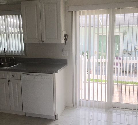 4th image of 12400 Park Blvd APT 518