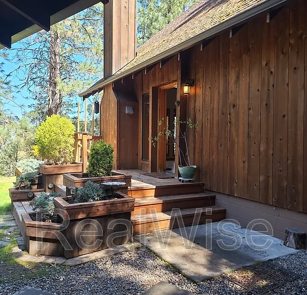 1711 Apache Dr — Photo 4