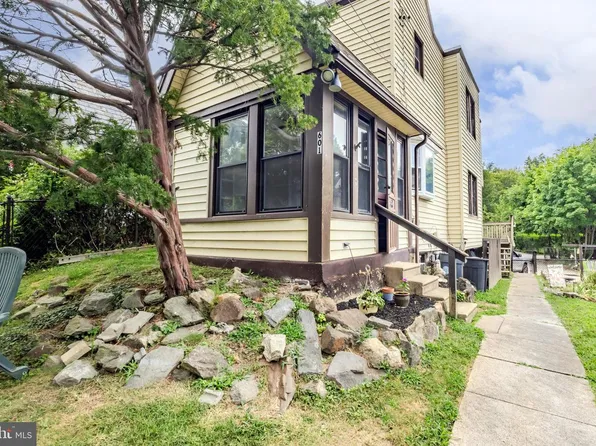 601 Georges Ln, Ardmore, PA 19003