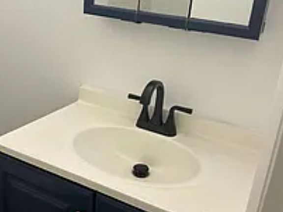 3rd image of 439 Prairie Ave #1-C