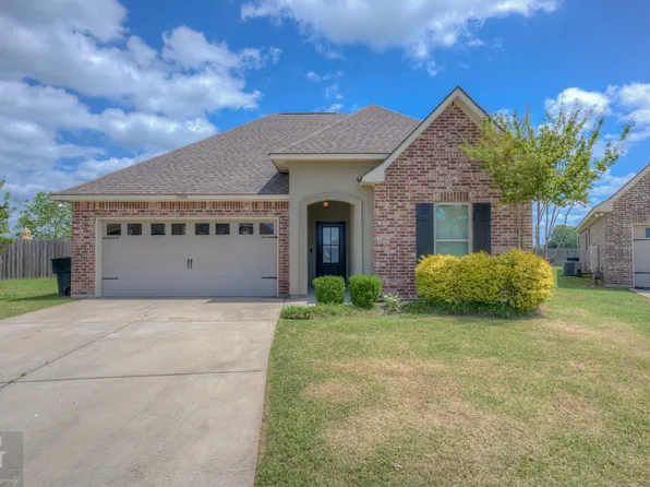 1900 Valdemar Pl, Bossier City, LA 71112