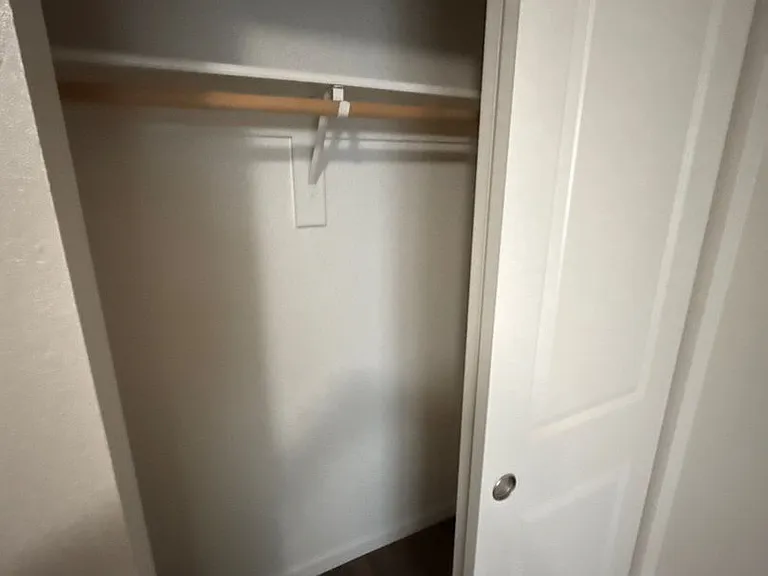 915 Bryan Ct — Photo 23