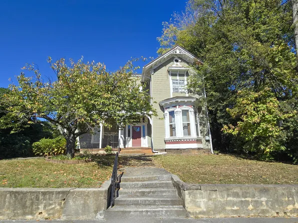 311 Silver Pl, Knoxville, TN 37917