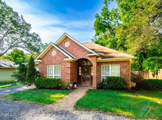 513 McCluer Rd, Jackson, MS 39212