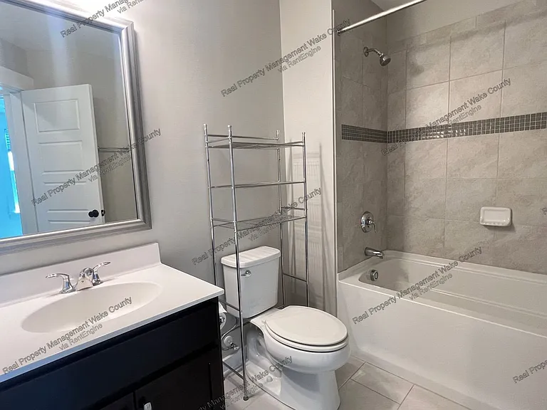 445 Rally Point Pl — Photo 21