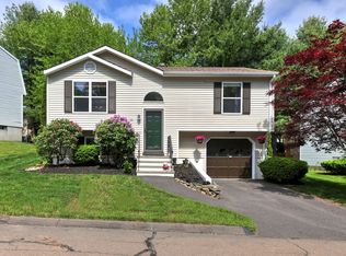 130 Branca Ct #130, Milford, CT 06461