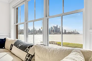 22 Avenue at Port Imperial, #403