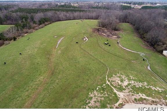 4th image of 435 County Road 1107