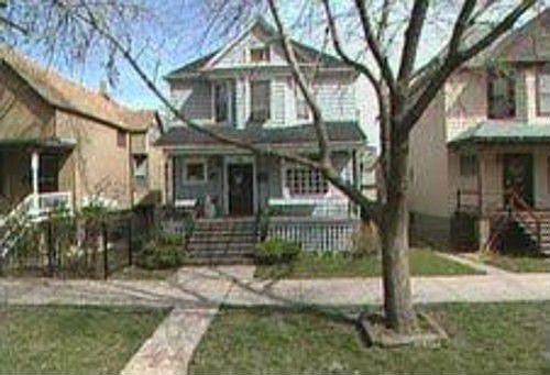 1st image of 3131 N Sawyer Ave