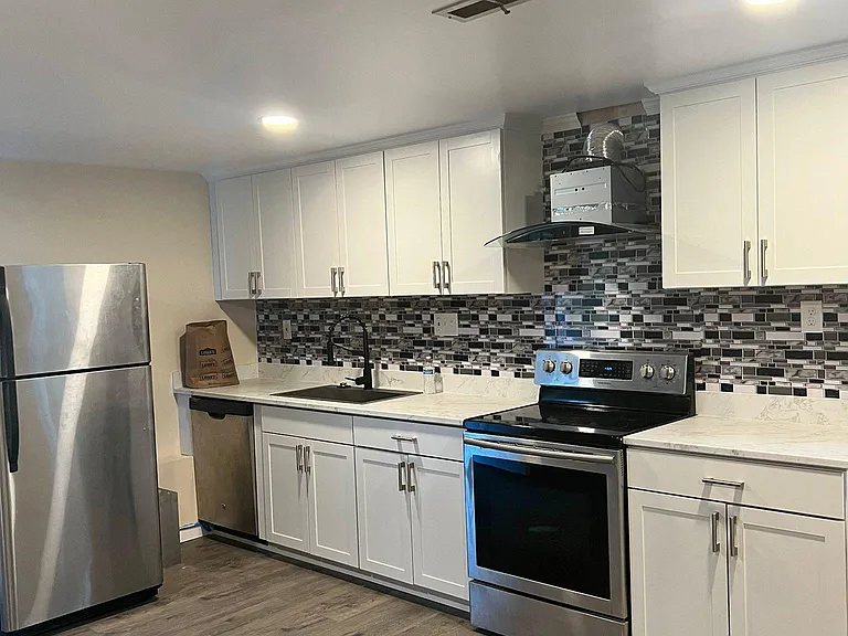 2507 S 219th St — Photo 5