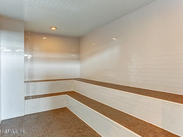 1431 Riverplace Blvd #1401 — Photo 82
