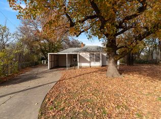 3218 E Countryside Plz, Wichita, KS 67218