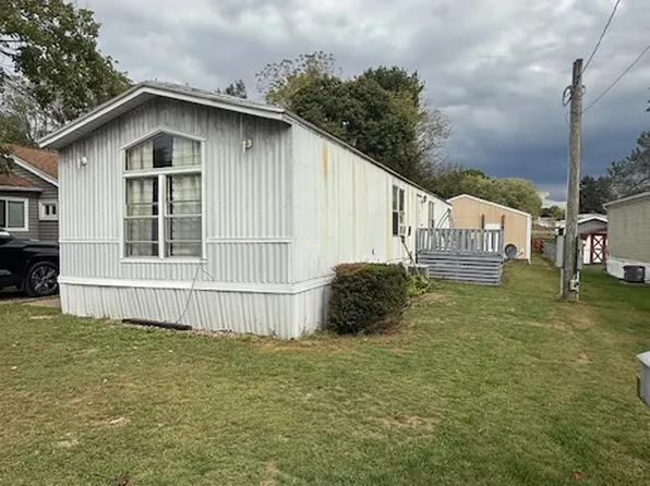 728 Pearl Dr, Loudonville, OH 44842