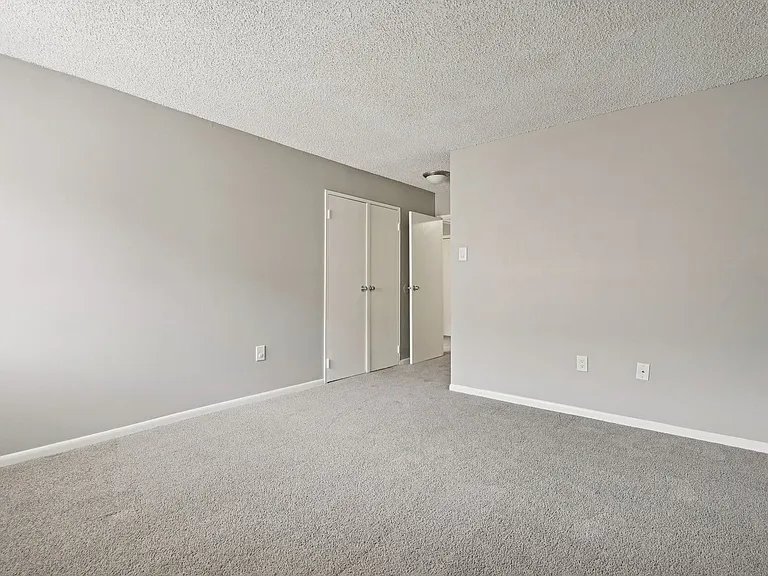 Aspen Apartments in Whitehall — Photo 34