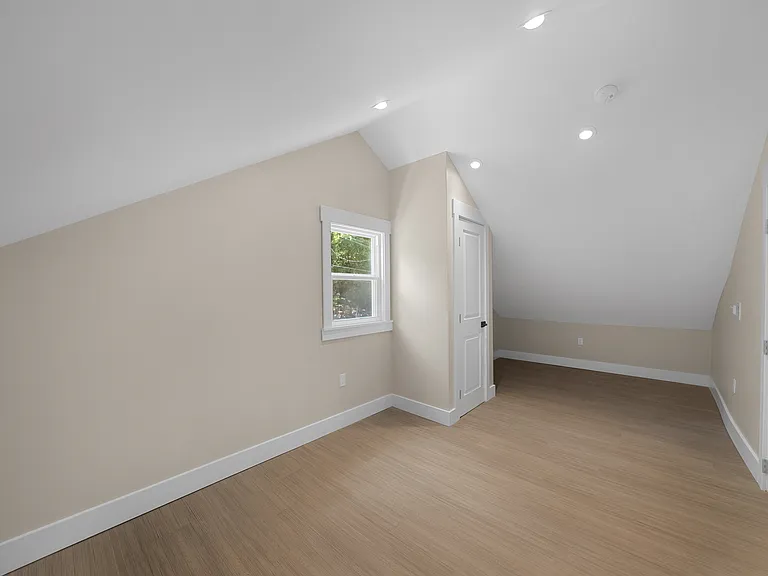 75 Dreamland Park Dr #2 — Photo 6