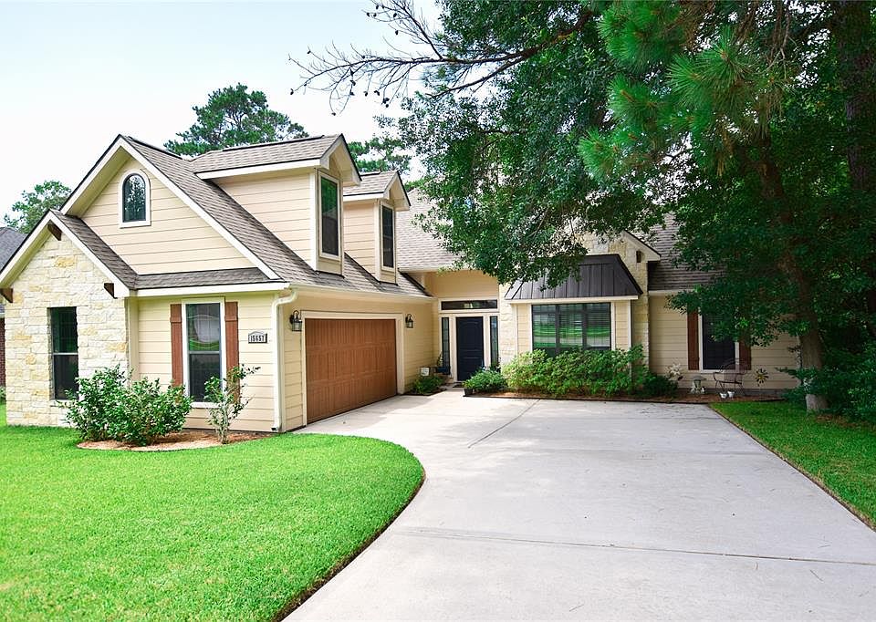 1st image of 15657 Corinthian Way