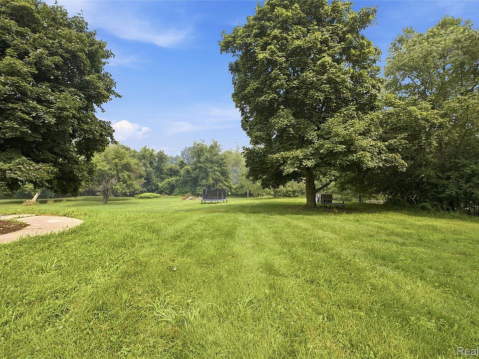 1st image of 0 Indianwood Ct
