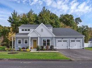 7 Iris Ln, Bellingham, MA 02019