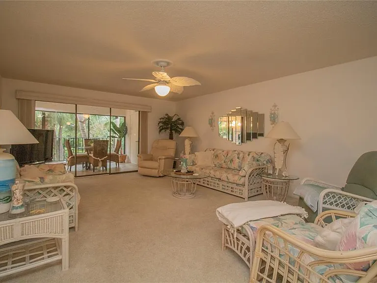 3805 Sun Eagle Ln #208 — Photo 6