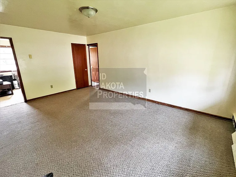 612 E 11th Ave — Photo 3