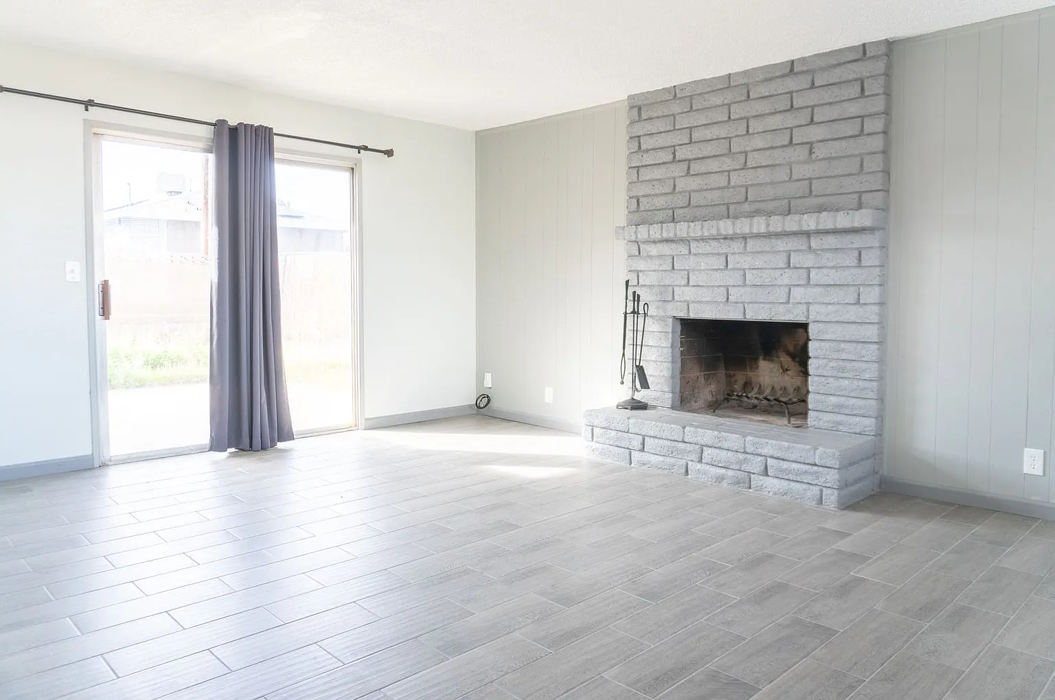 Beautifully renovated 3-bedroom, 2-bathroom — Photo 4