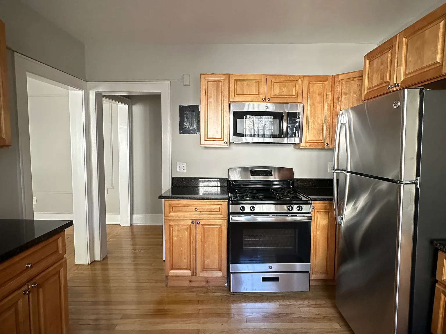 1 bed, $1,400 — Photo 2
